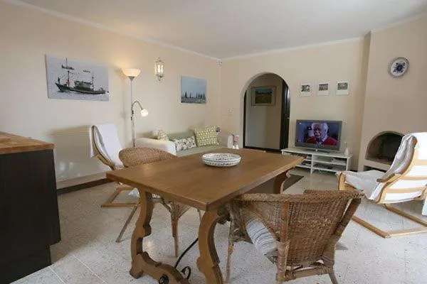 Holiday home Freistehendes Haus Mit Pool In Las Cabreras Nazaret Spain